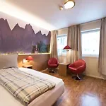 Hotel Senja 3*