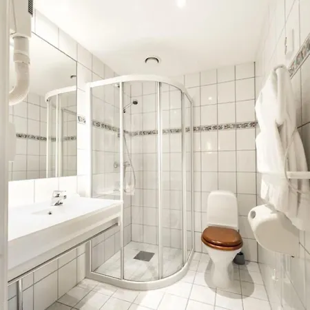 Hotel Senja Finnsnes