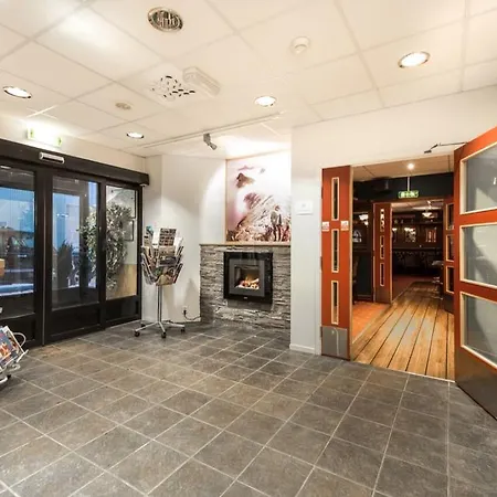 Hotel Senja Finnsnes